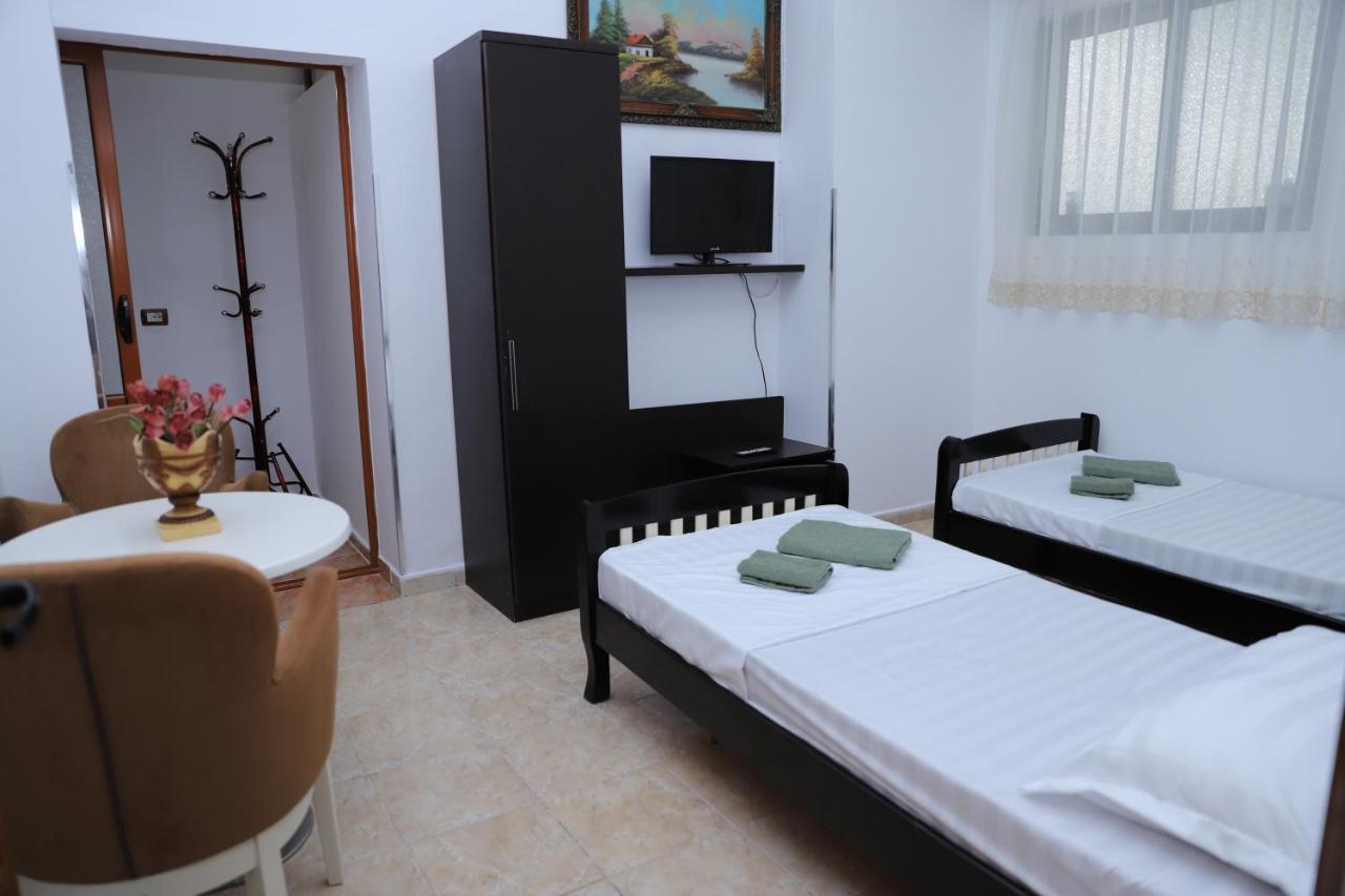 Hanna'S Hostel Berat Zewnętrze zdjęcie