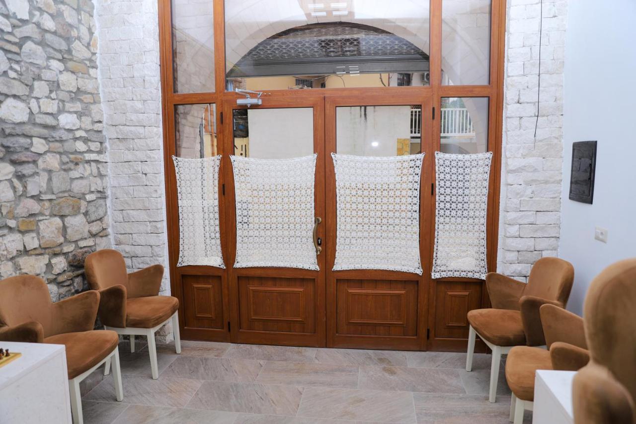 Hanna'S Hostel Berat Zewnętrze zdjęcie