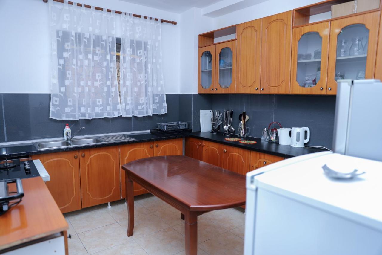 Hanna'S Hostel Berat Zewnętrze zdjęcie