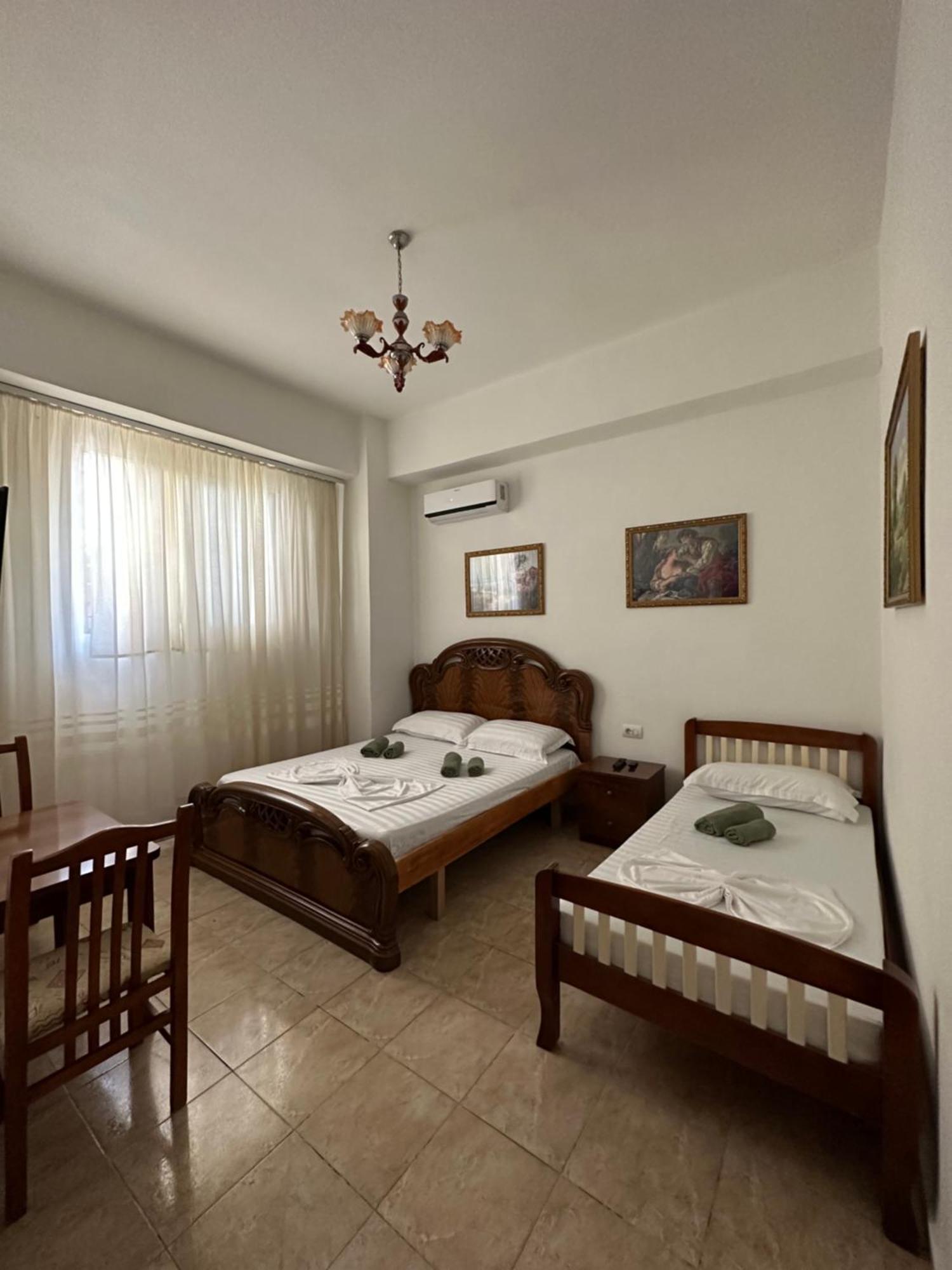 Hanna'S Hostel Berat Zewnętrze zdjęcie