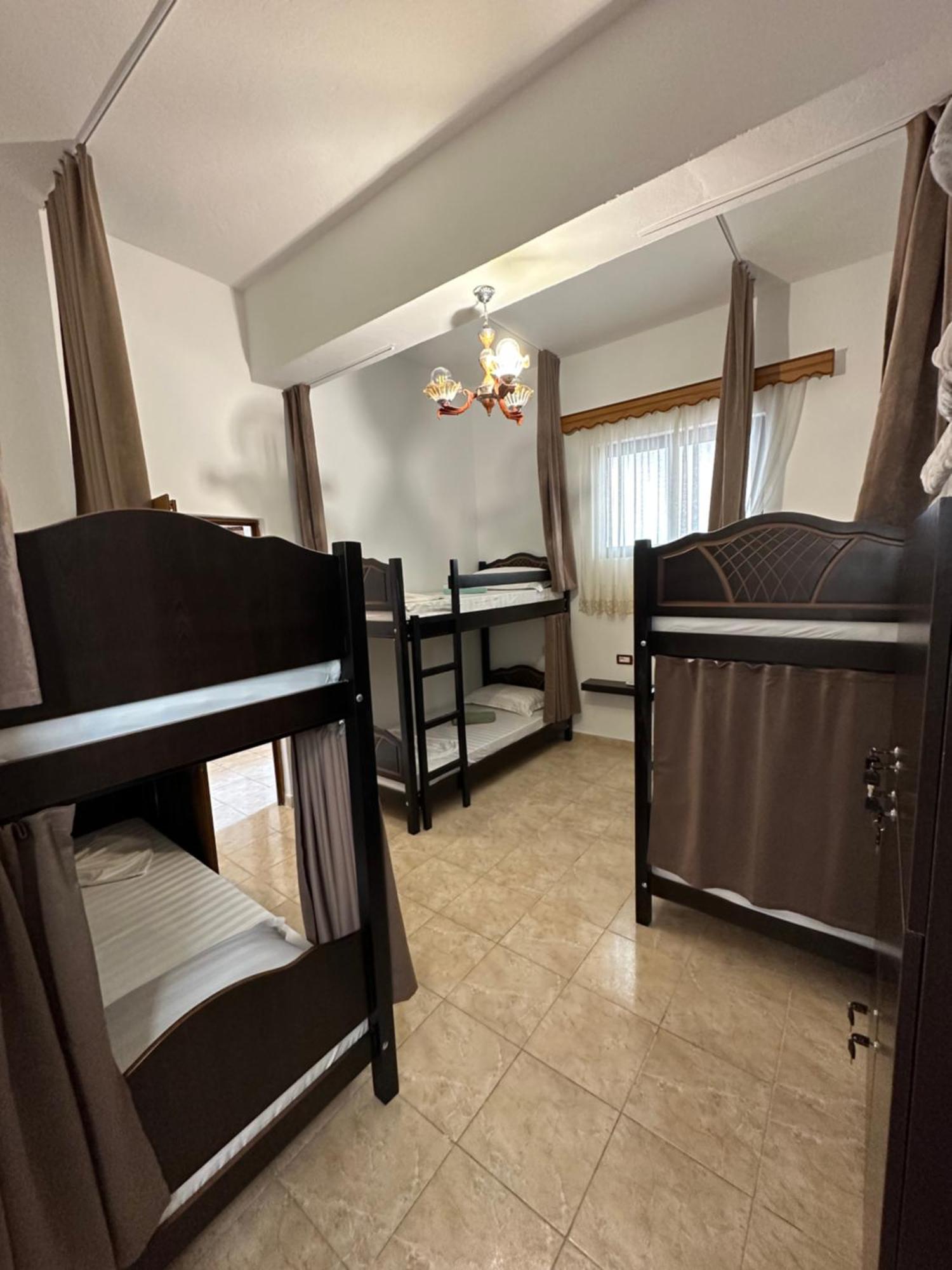 Hanna'S Hostel Berat Zewnętrze zdjęcie